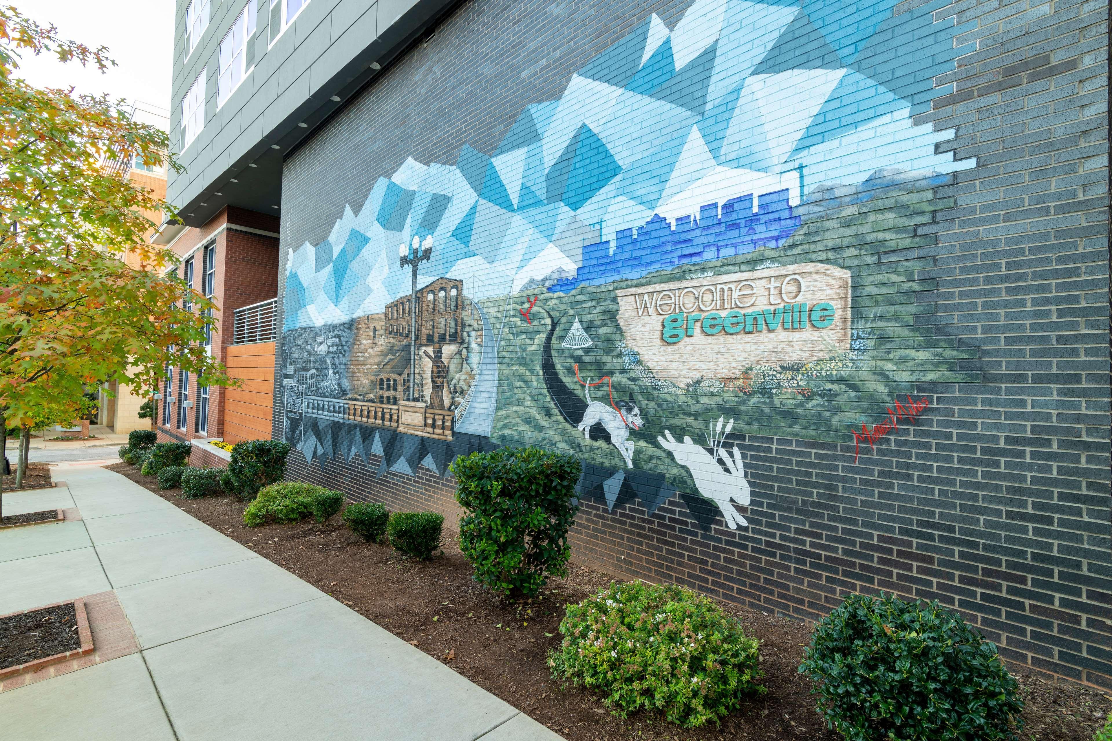 Hyatt Place Greenville Downtown Exterior photo