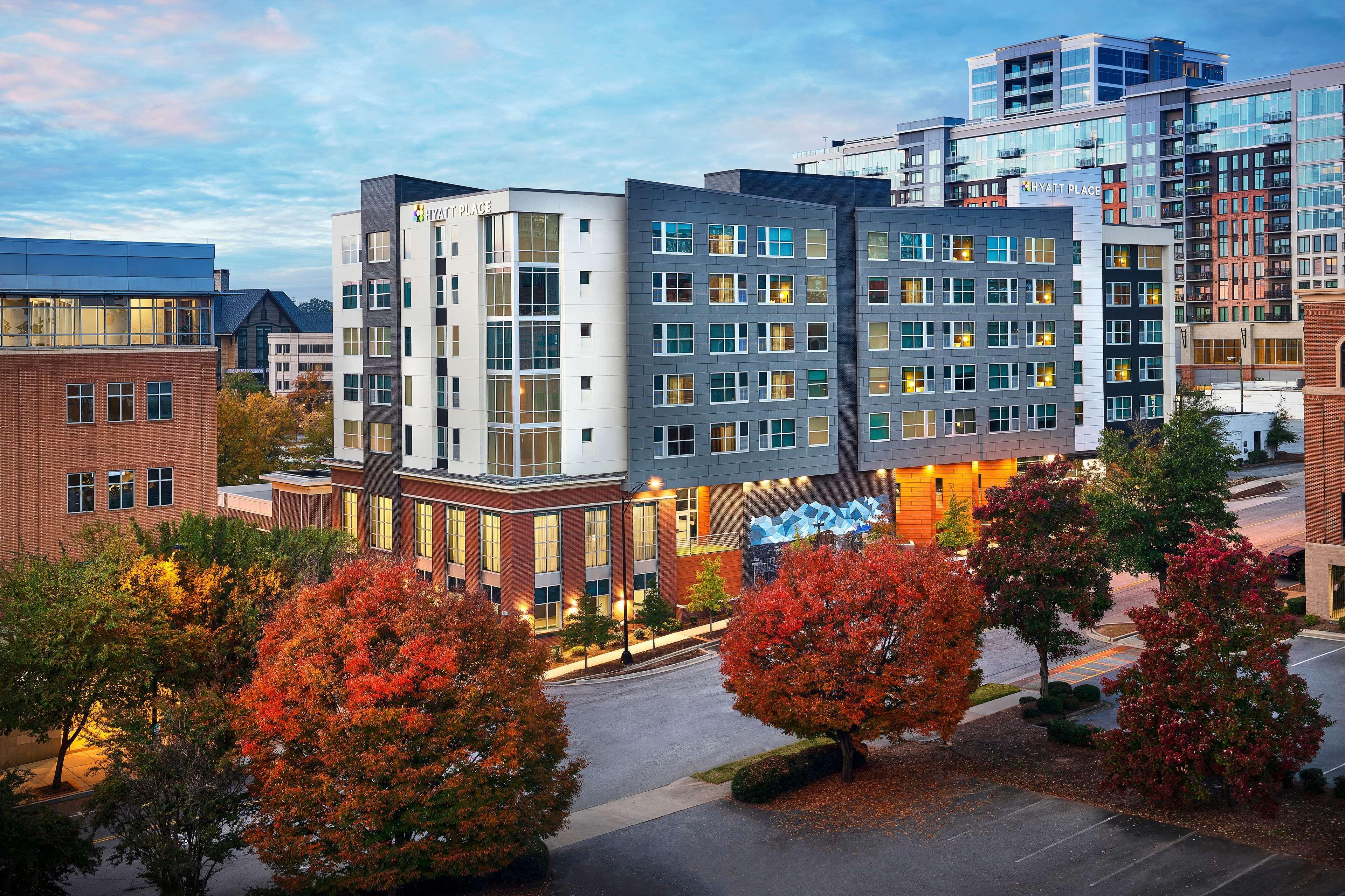 Hyatt Place Greenville Downtown Exterior photo